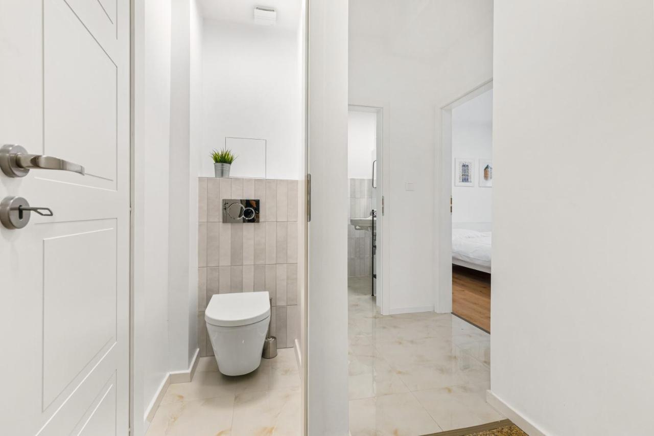 Bratislava Touch 2 Bedroom Apt Exterior foto